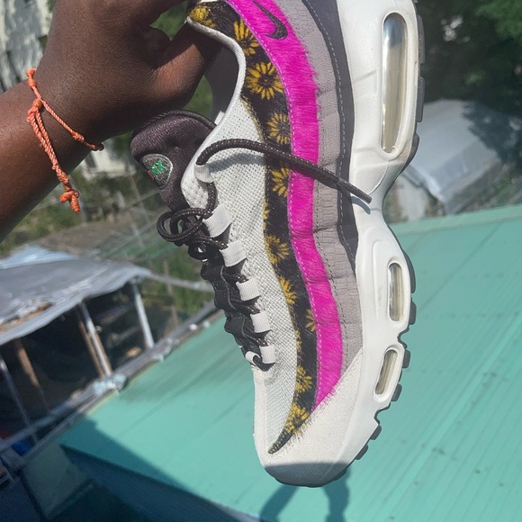 Air Max 95 Premium "Daisy Chain" - Picture 11 of 14